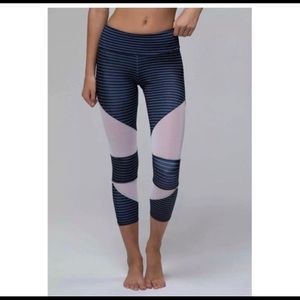 Onzie Navy Stripe White Mesh Yoga Capri